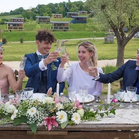 홀리데이파크 Domaine D'escapa