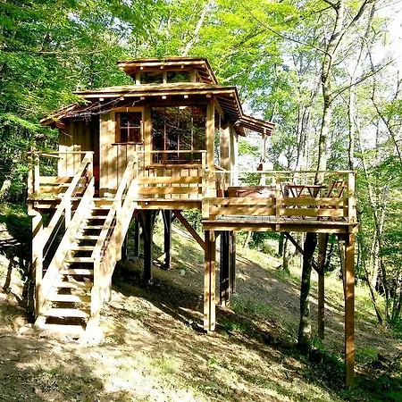 Domaine D'escapa Üdülőpark