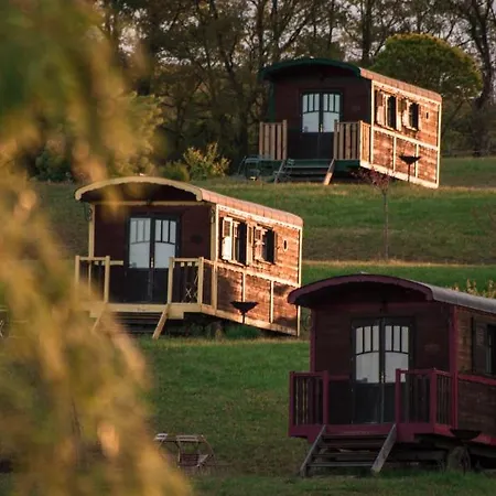 Domaine D'escapa 4* Estipouy