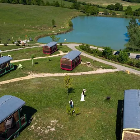 Domaine D'escapa Ferienpark Estipouy