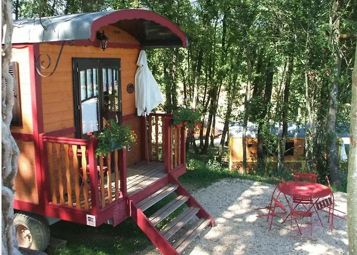 Domaine D'escapa 4* Estipouy